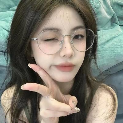 姹紫嫣红碧绿波